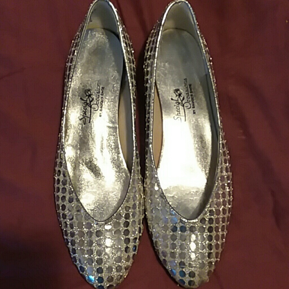 Ladies shoes